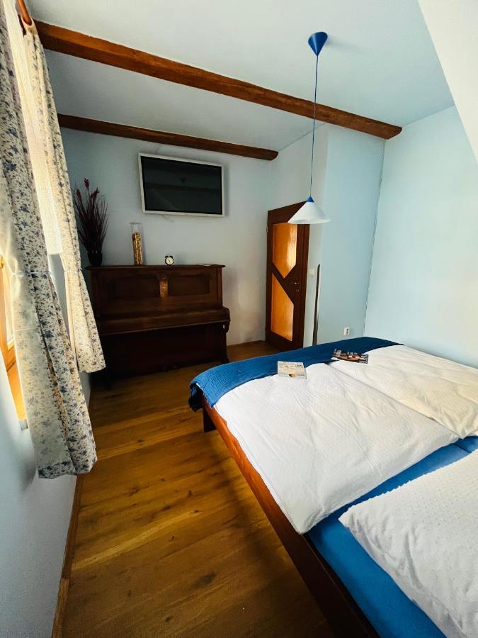 Apartman U Smrku Dvůr Králové nad Labem Eksteriør billede